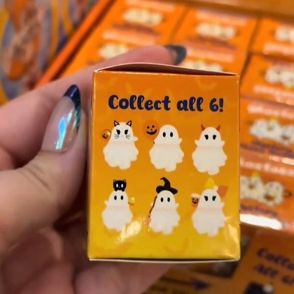Ghostees Mystery Phone Buddy - Blind Box