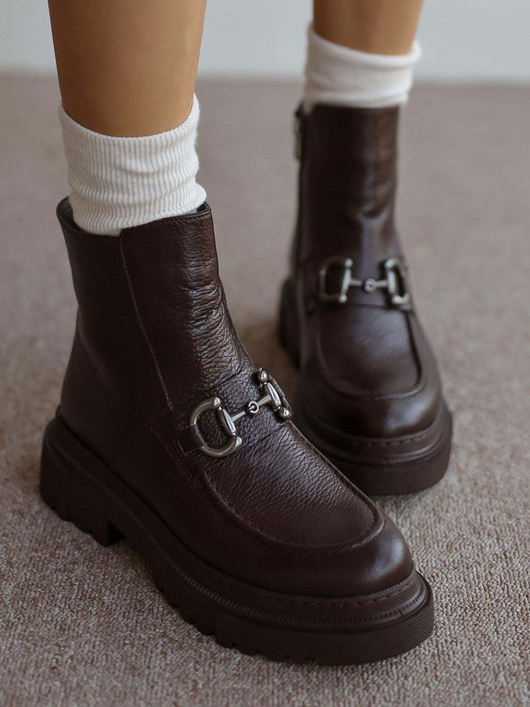 Women's Mid-cut Heelless Boots