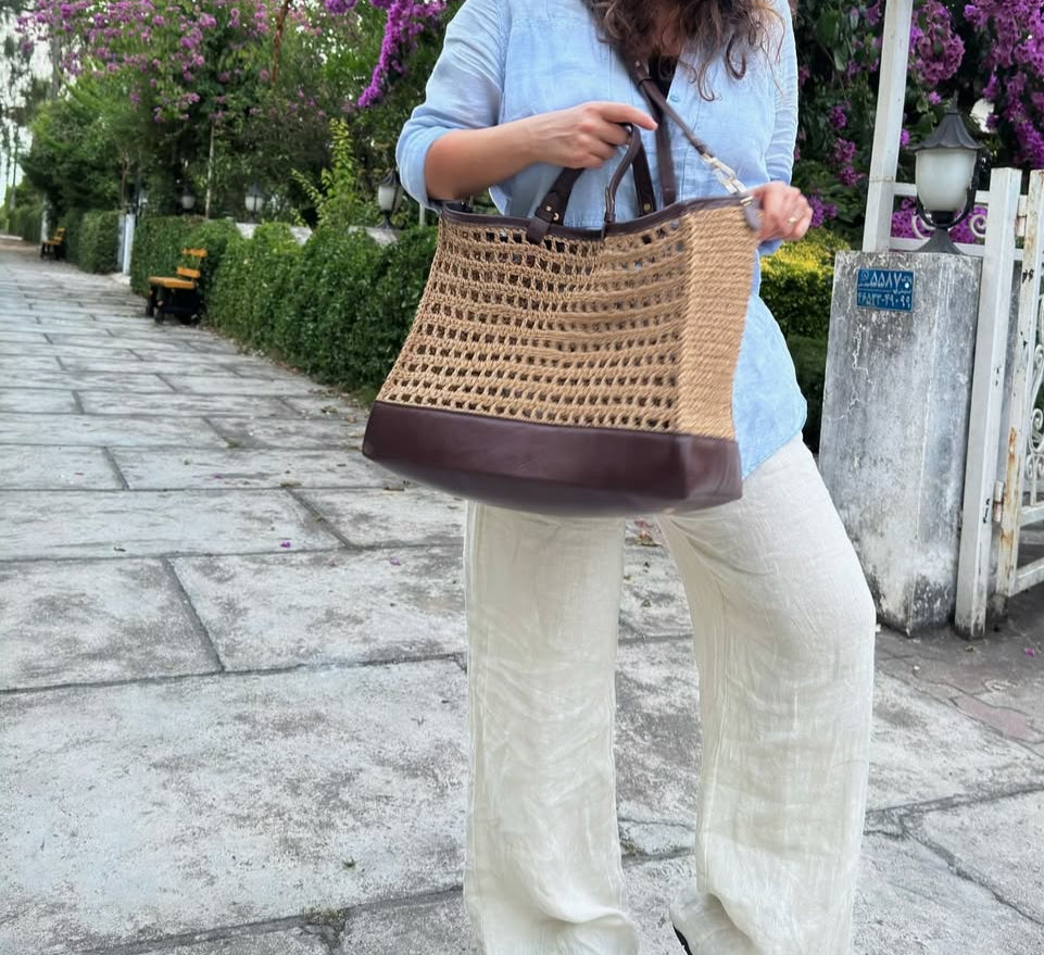 Large Capacity Straw Tote Bag