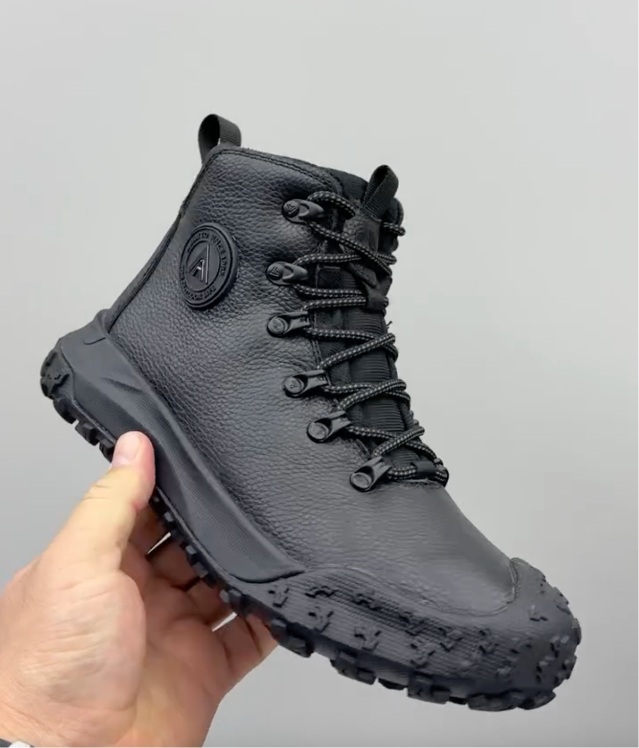 Men's Durable and Supportive Hiking Shoes