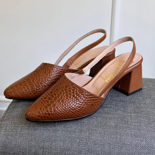 Women's Pointed Leather Thick-heeled Shoes