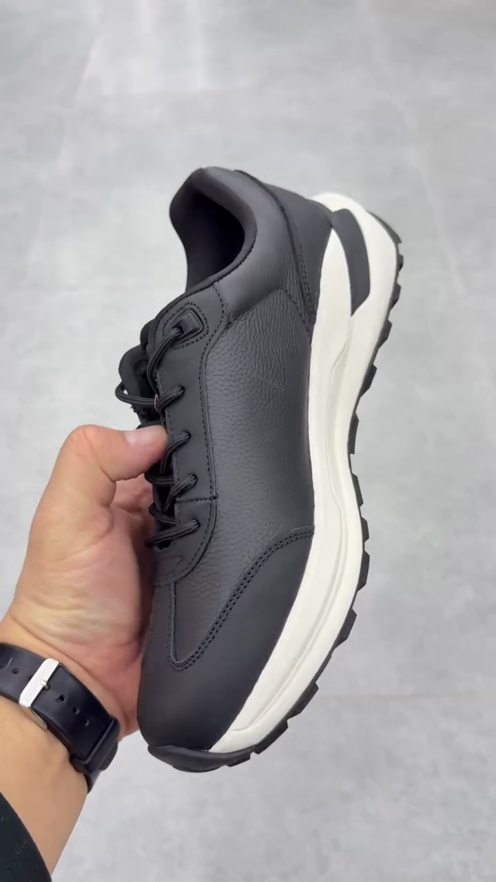 Men's Casual Genuine Leather Waterproof Shoes
