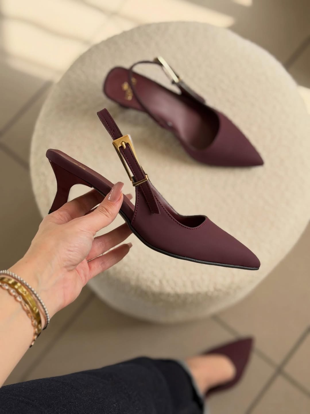Women's Leather Low Heel Pump