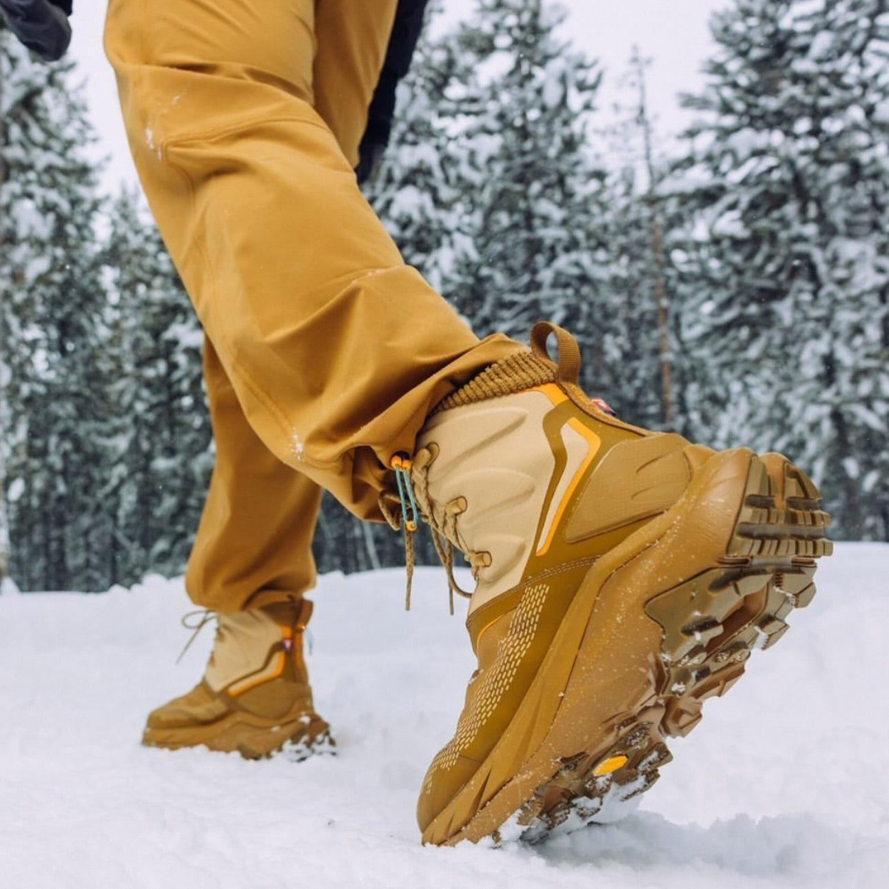 Men’s High-Top Hiking Boots | Warm & Waterproof Outdoor Boots